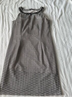 Metaphor Black and White Wave-Print High Neck Midi Dress